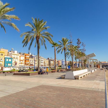 Cosy Apartment. 10Min Walk To The Beach & Train Tarragona Bagian luar foto
