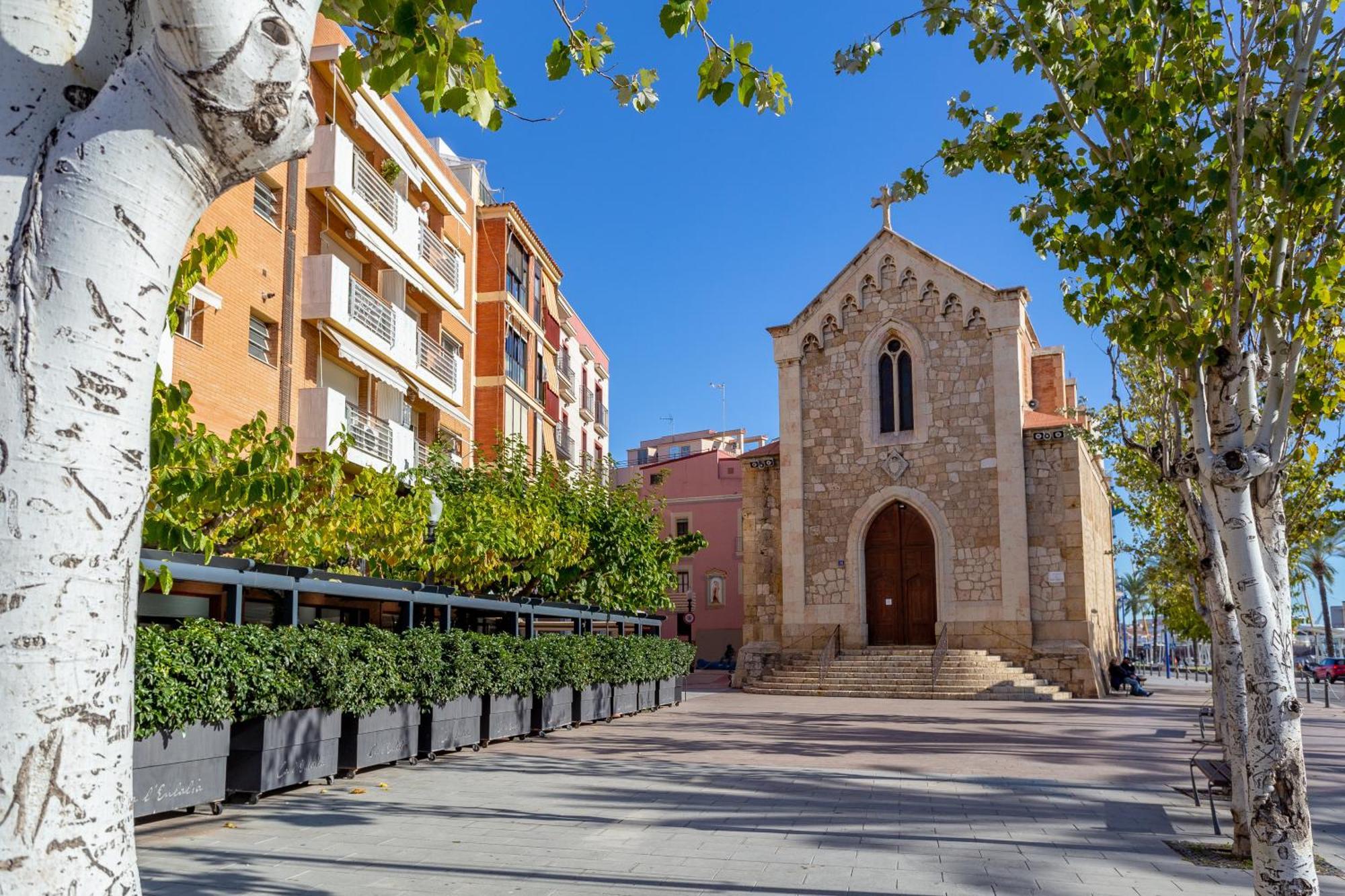 Cosy Apartment. 10Min Walk To The Beach & Train Tarragona Bagian luar foto